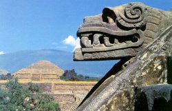 Dragon at Teotihuacan, featured image for post "Dragons in Architecture"